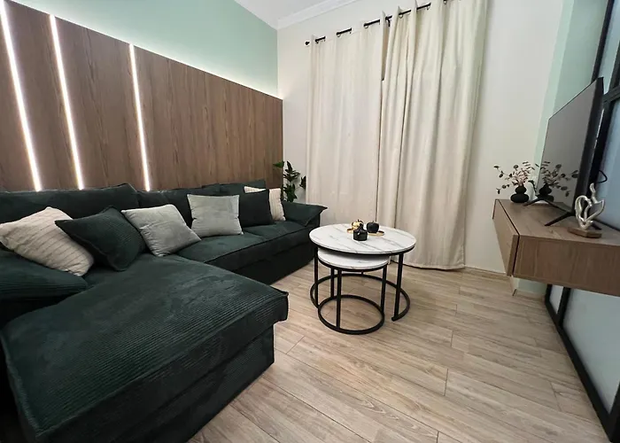 Oasis Apartment 1 By Gg