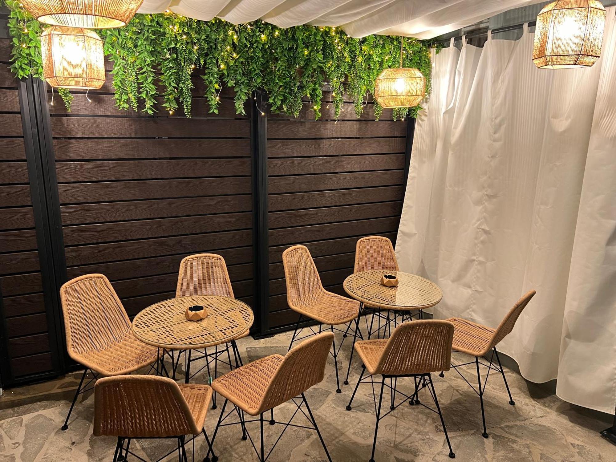 Oasis 1 By Gg Apartment