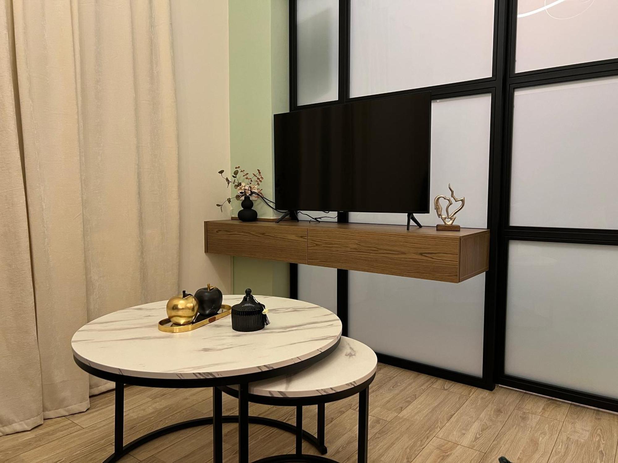Oasis 1 By Gg Apartment